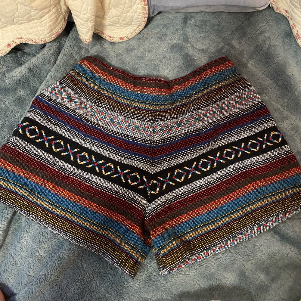 Patterned shorts